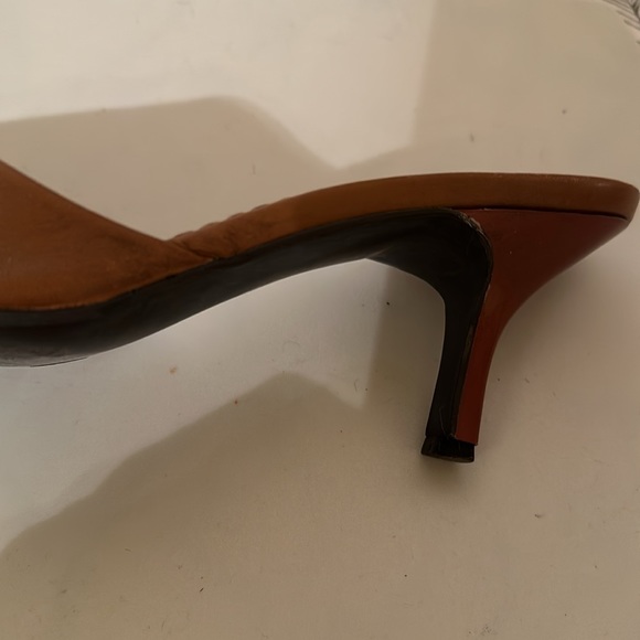 Shoes - Picture 5 of 6